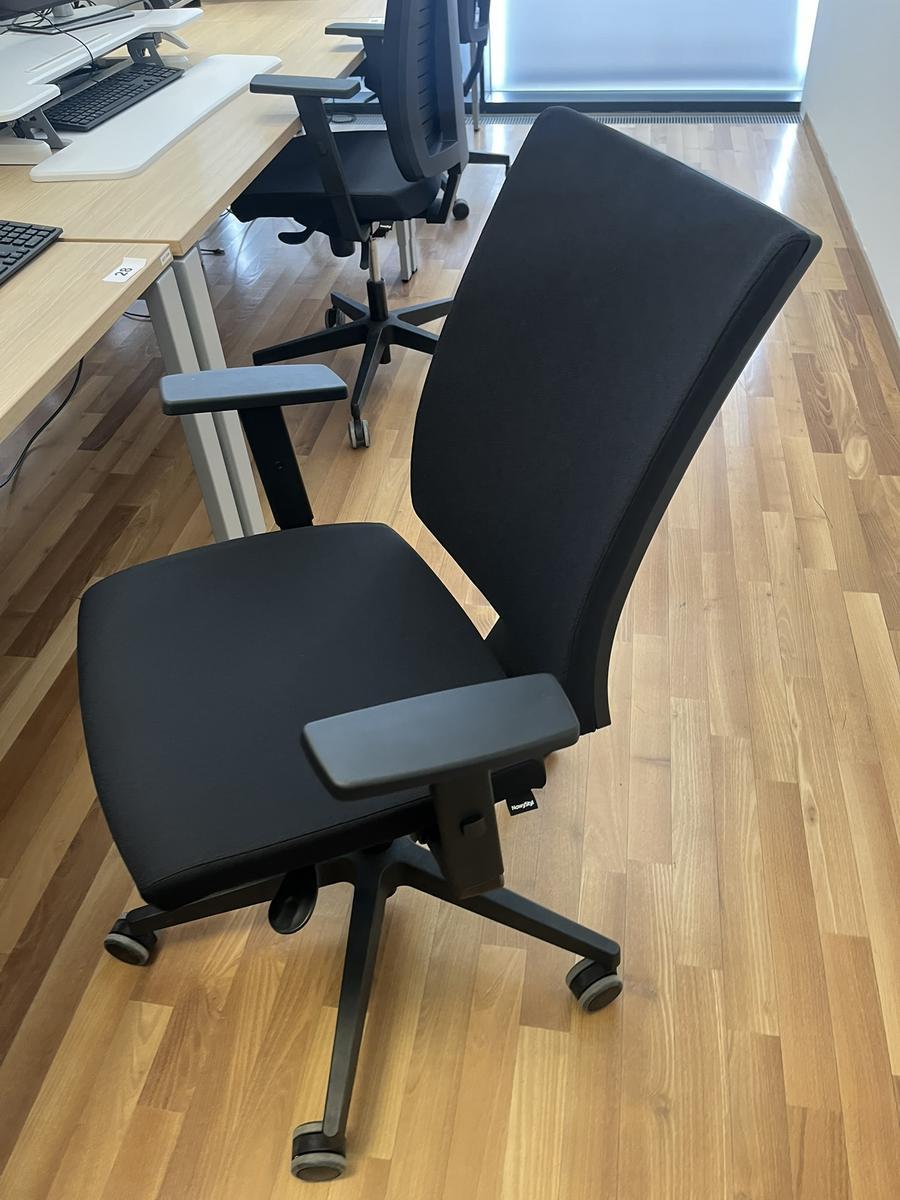 B&uuml;rodrehstuhl BENE schwarz Novy Styl