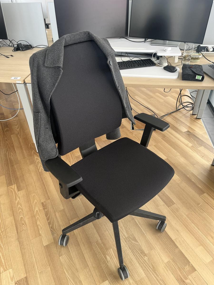 B&uuml;rodrehstuhl BENE schwarz Novy Styl