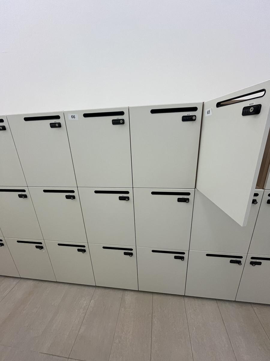 BENE Locker Zahlenschloss -Schlie&szlig;fach f&uuml;r Mitarbeiter 90/60/170 cm?d=2026-04-30 18:03:26