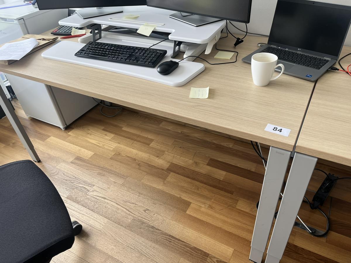 BENE Schreibtisch ohne R&uuml;ckwand 160 x 80 cm?d=2026-04-30 18:03:21