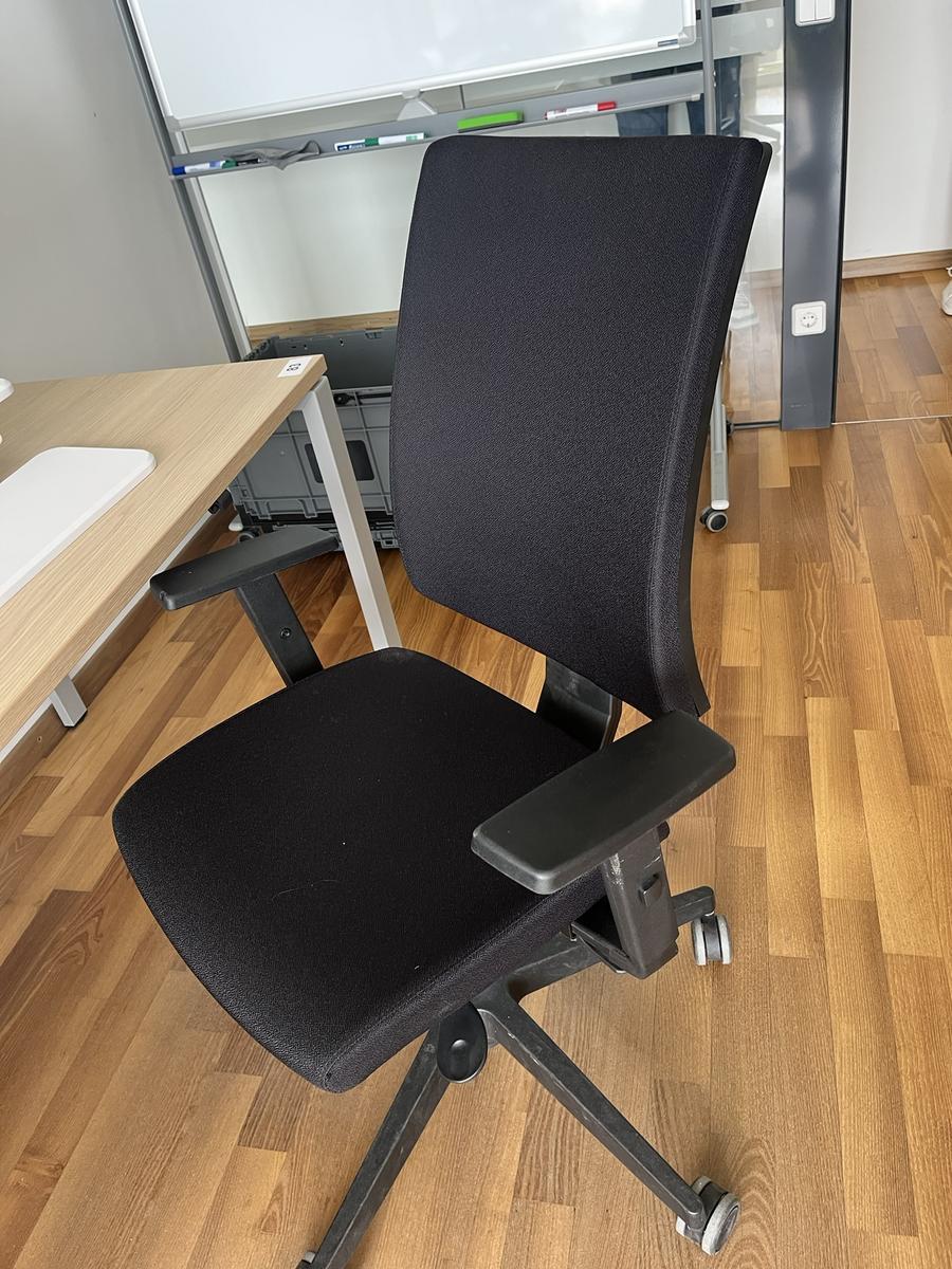 B&uuml;rodrehstuhl BENE schwarz Novy Styl?d=2026-04-30 18:03:20