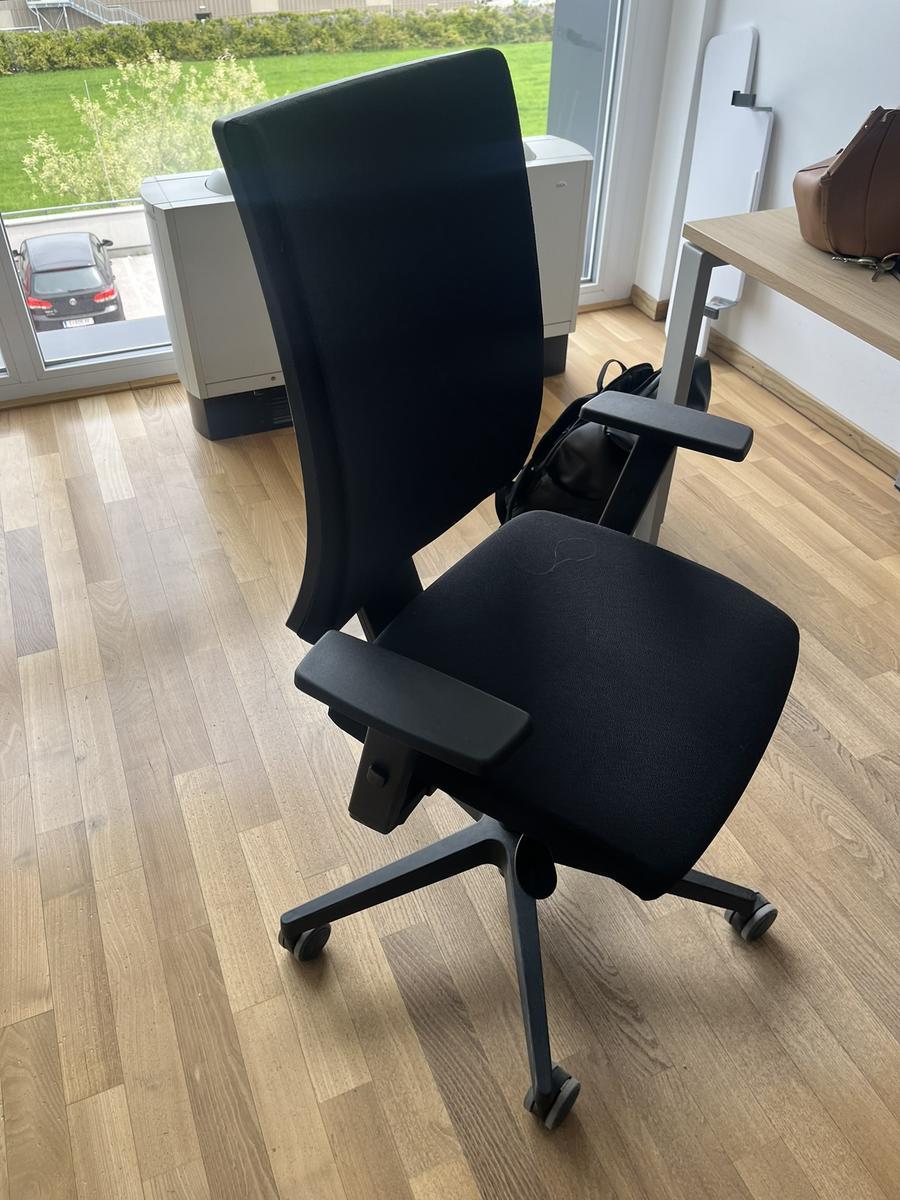 B&uuml;rodrehstuhl BENE schwarz Novy Styl