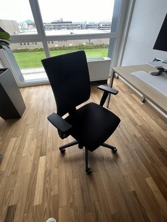 B�rodrehstuhl BENE schwarz Novy Styl