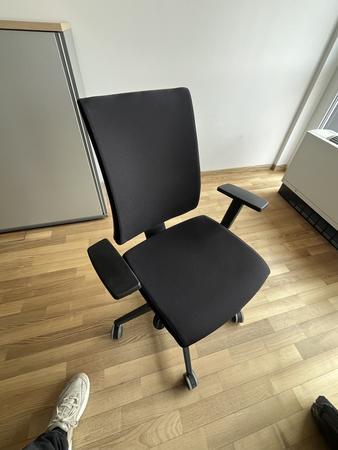 B�rodrehstuhl BENE schwarz Novy Styl