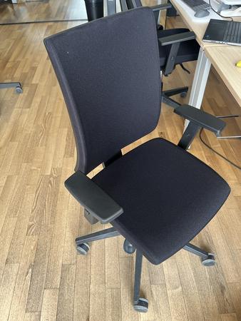 B�rodrehstuhl BENE schwarz Novy Styl