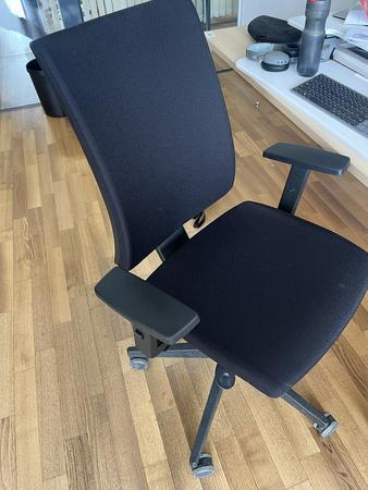 B�rodrehstuhl BENE schwarz Novy Styl