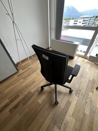 B�rodrehstuhl BENE schwarz Novy Styl