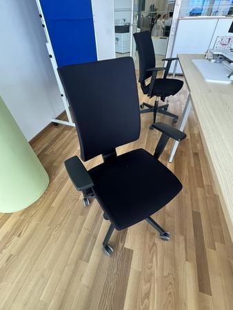 B�rodrehstuhl BENE schwarz Novy Styl