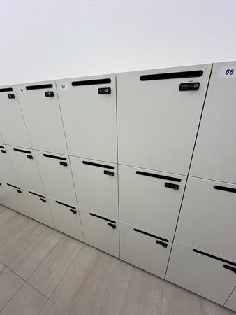 BENE Locker Zahlenschloss -Schlie�fach f�r Mitarbeiter 90/60/170 cm