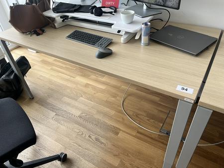 BENE Schreibtisch ohne R�ckwand 160 x 80 cm