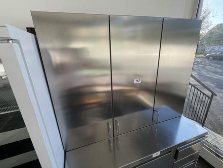 KIEFER Edelstahlh�ngeschrank 130/33/100 cm mit Fachb�den