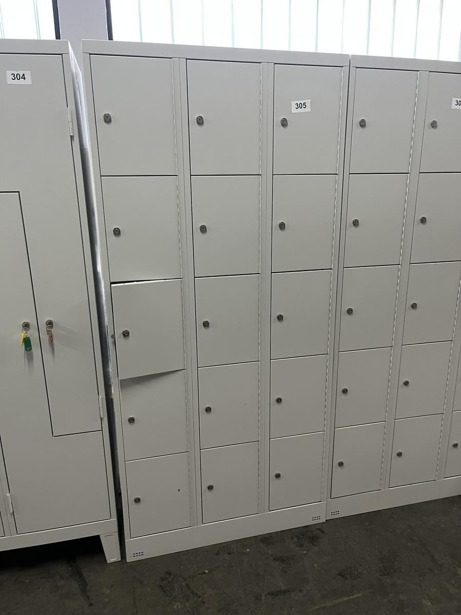 Spind mit Schl&uuml;ssel, 15 F&auml;cher, 90x50x195cm?d=2026-04-30 16:52:16