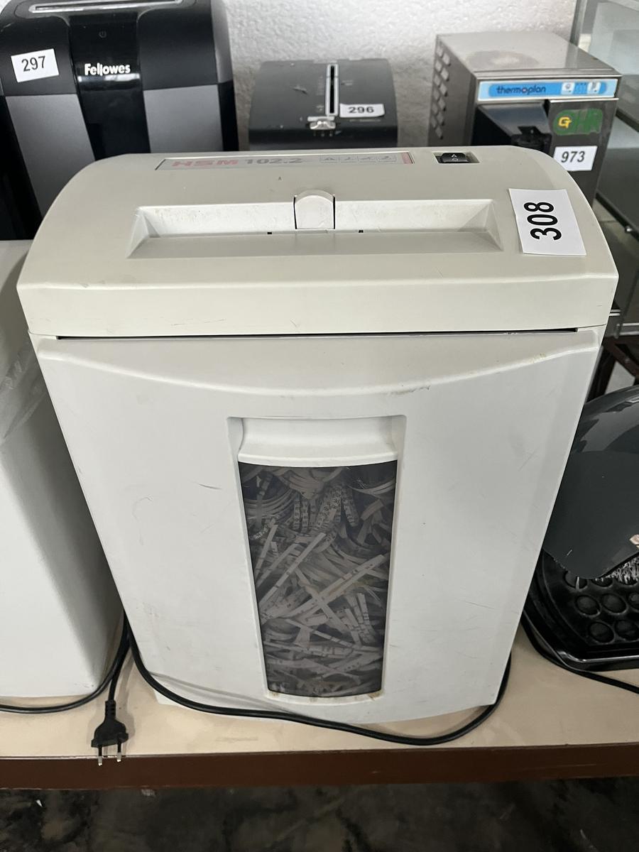 HSM Aktenvernichter 102.2