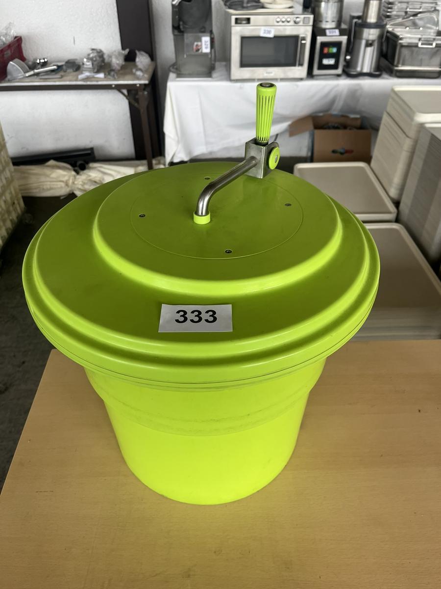 Salatschleuder in Kunststoff?d=2026-04-30 16:50:34