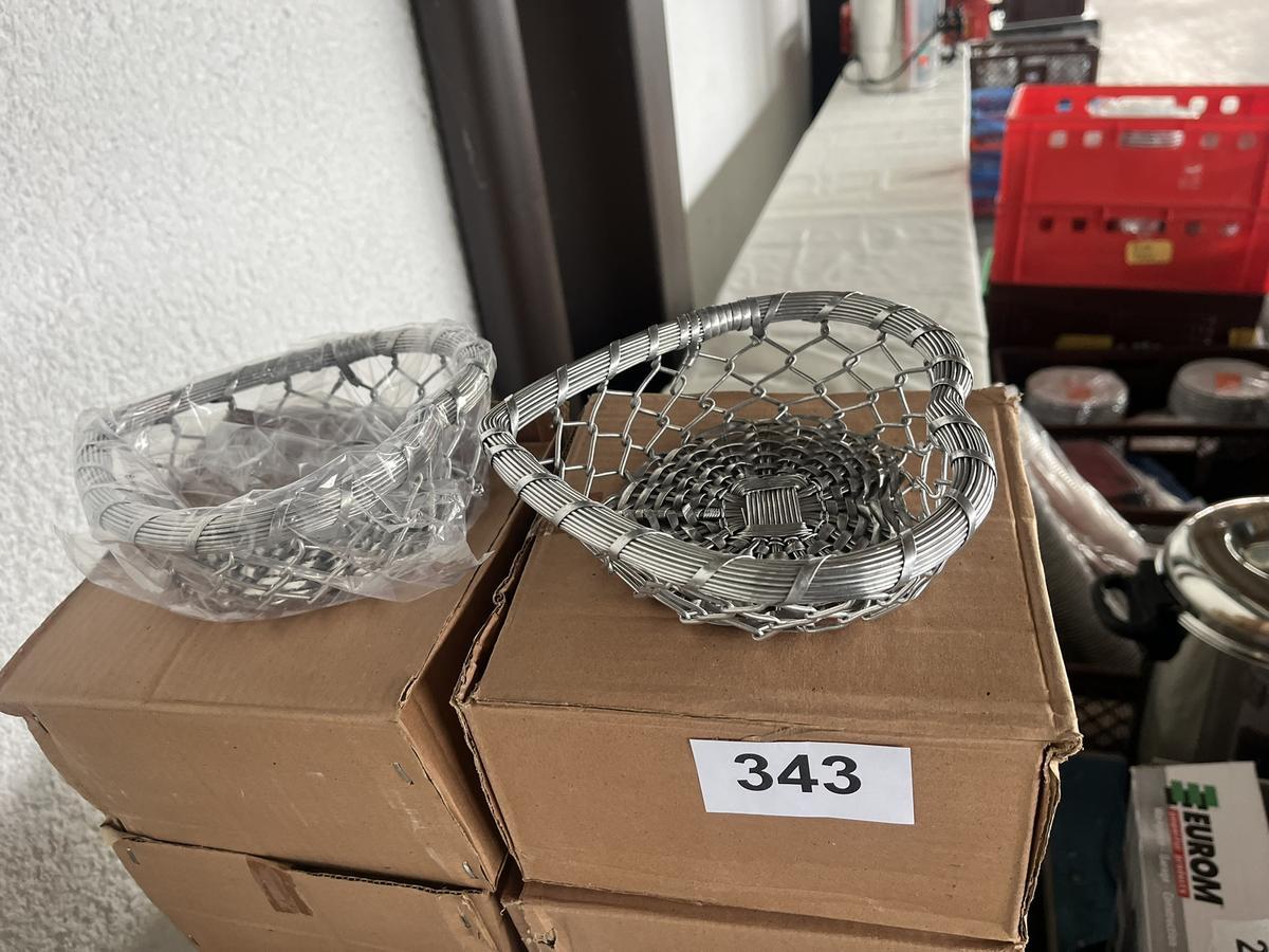 12 St&uuml;ck Geb&auml;ckk&ouml;rbe Herzform neu