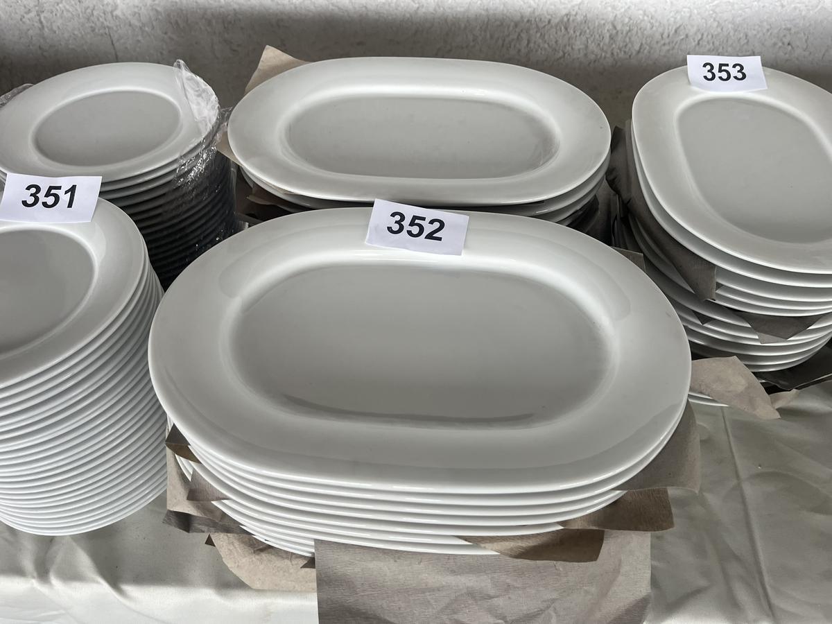 28 St&uuml;ck Porzellanteller - Platten Selfman 33x22 cm?d=2026-04-30 16:50:34