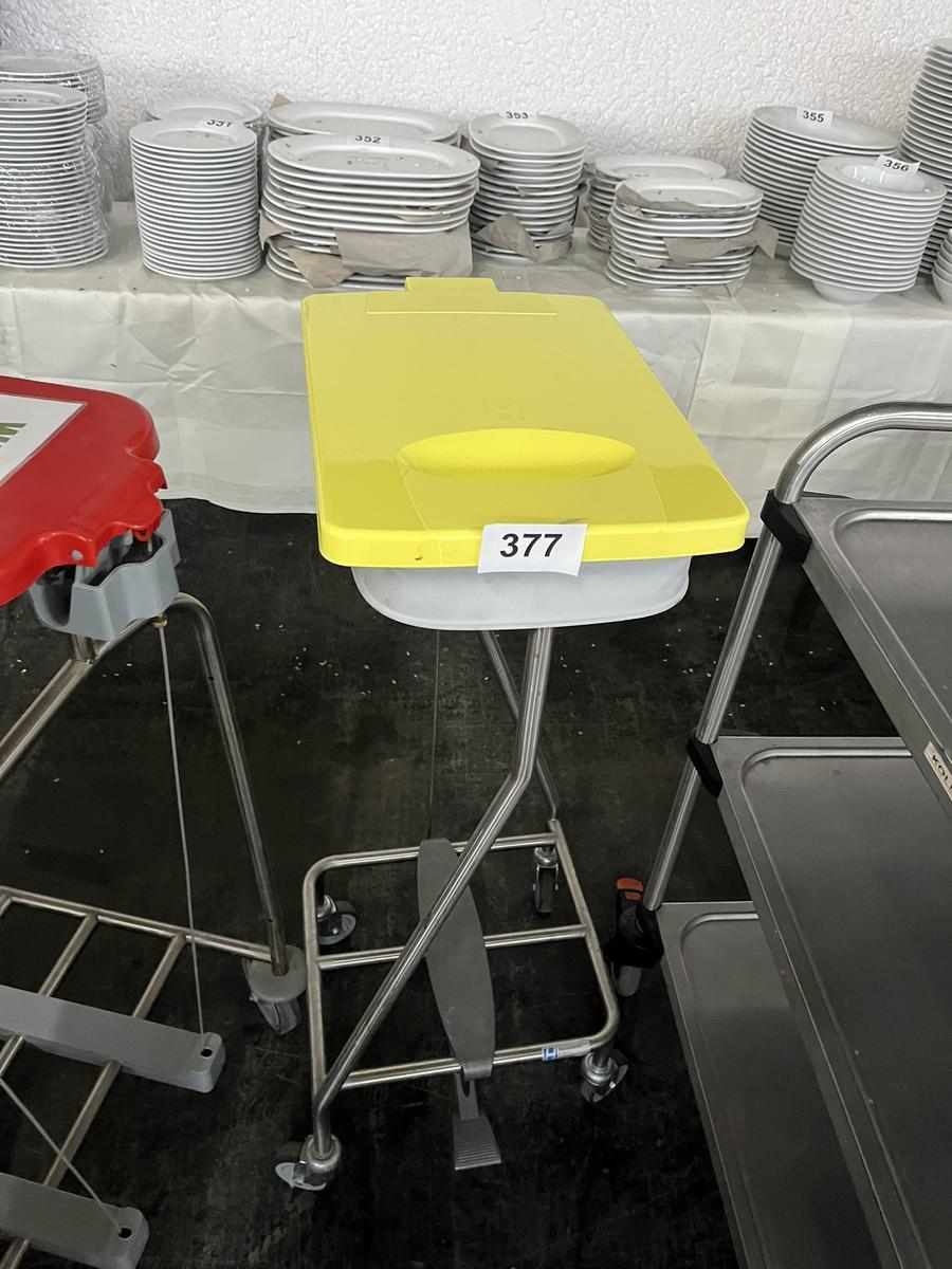 Abfallbeh&auml;lter, mobil?d=2026-04-30 18:11:53