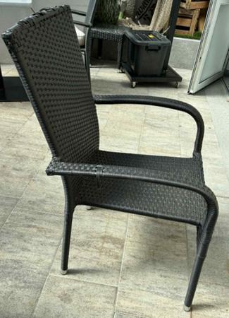 8 St�ck Rattan St�hle , gebraucht l- abgenutzt