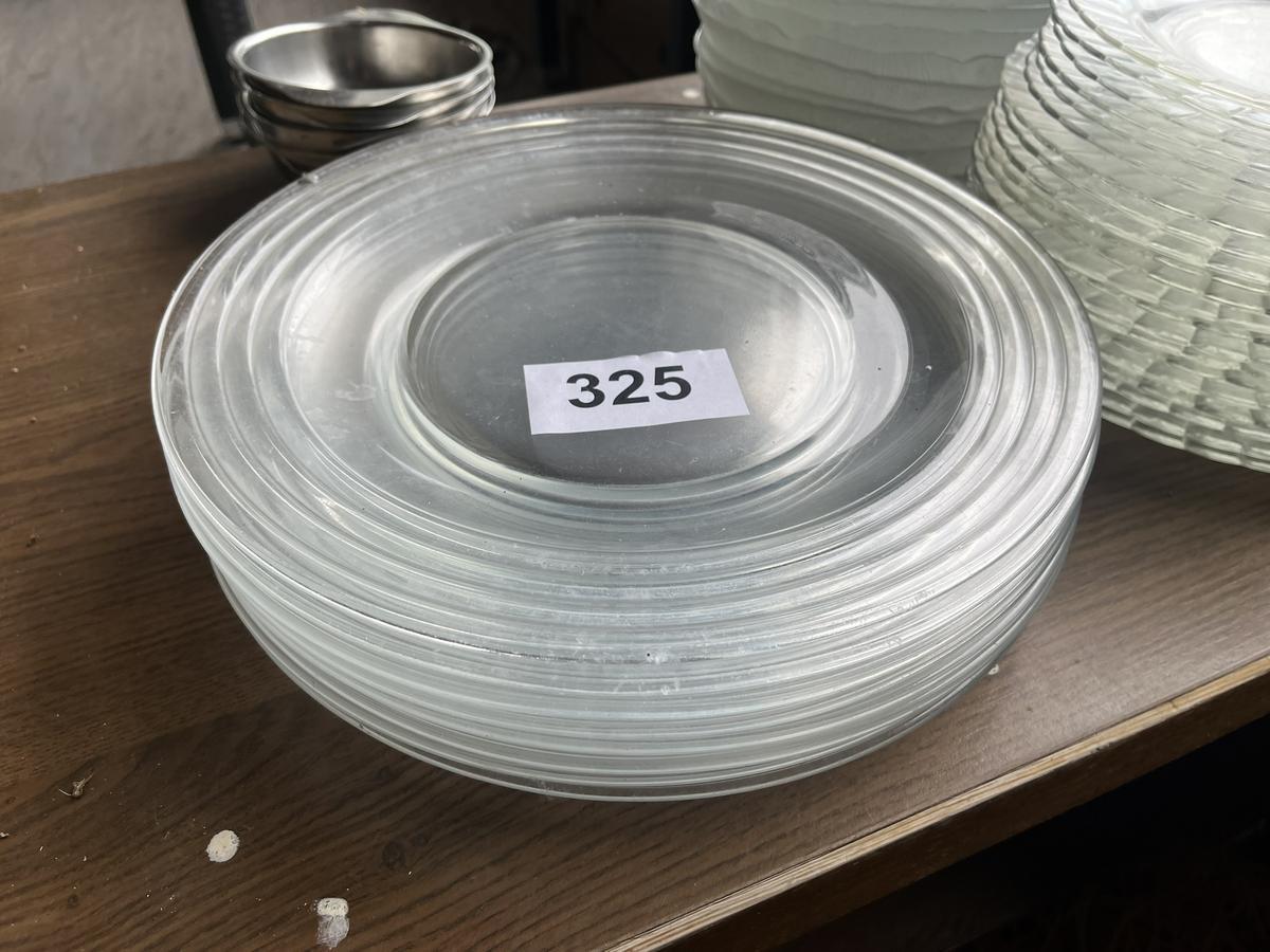 ca. 8 Stk. Glasteller DM 31 cm?d=2026-05-07 15:41:59