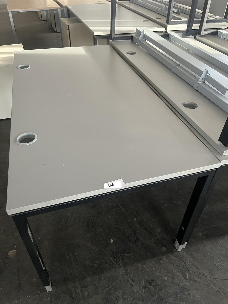 HALI Schreibtisch 160 x 80 cm?d=2026-05-08 16:19:10