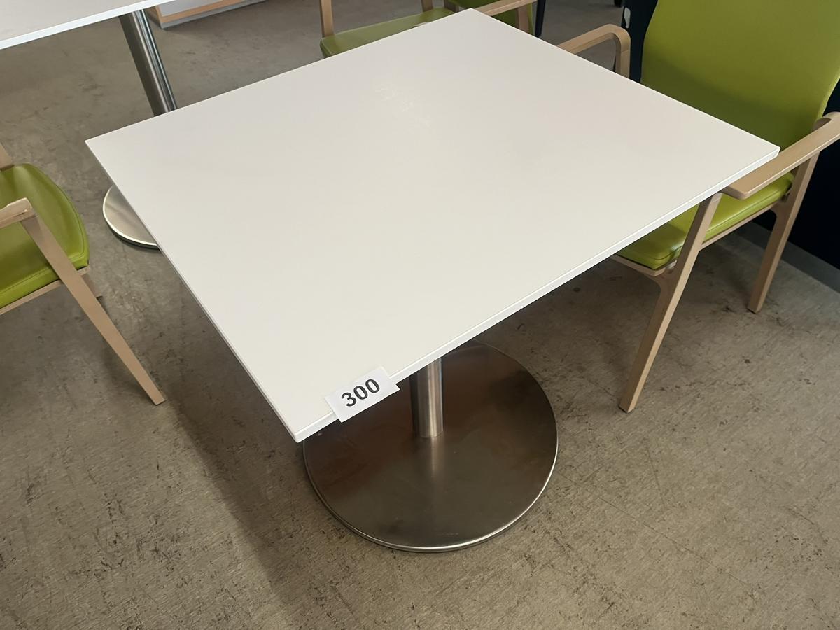 Tischmodul ca. 70 x 70 x 79 cm?d=2026-05-08 16:18:59