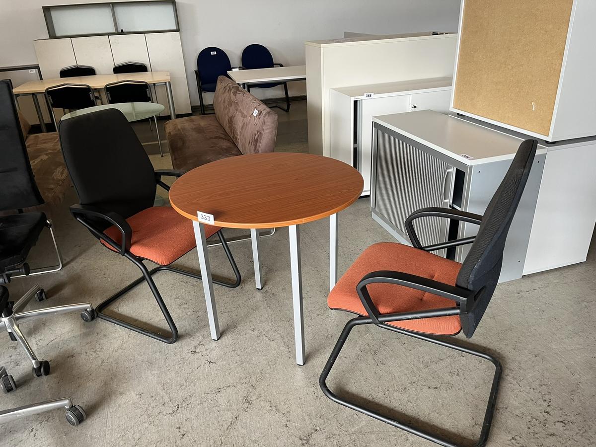 Besprechungstisch 80 cm DM mit zwei Sedus Freischwinger-St&uuml;hle