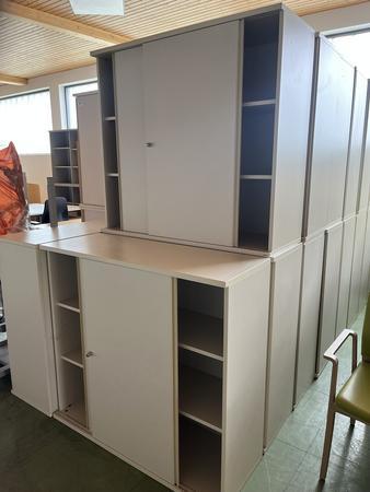 BENE Aktenschrank, ca. 120 x 110 cm mit Schiebet�re, 3 OH