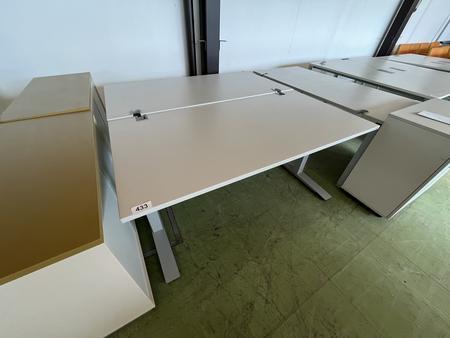 Schreibtisch ca. 160x80 cm h�henverstellbar grau