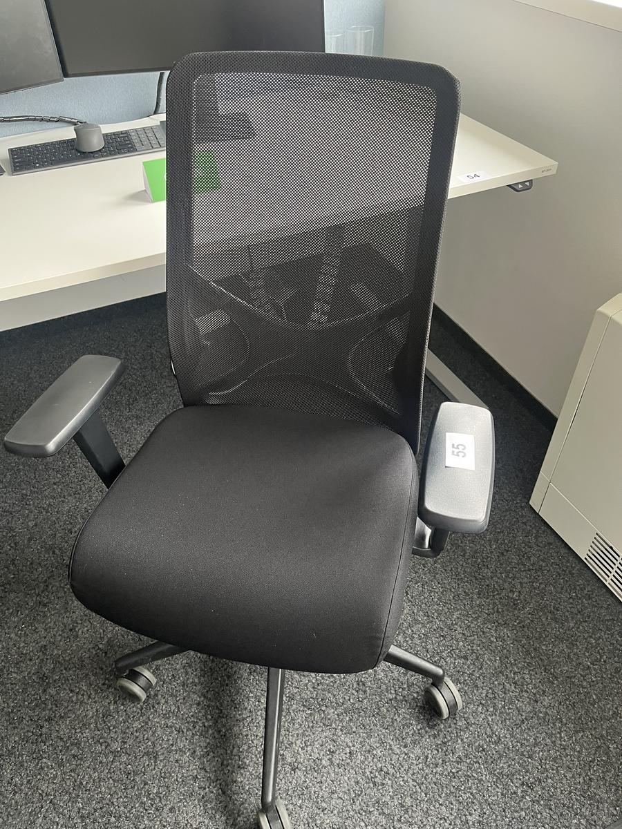 B&uuml;rodrehstuhl mit Armlehne Narbutas?d=2026-05-13 11:55:44
