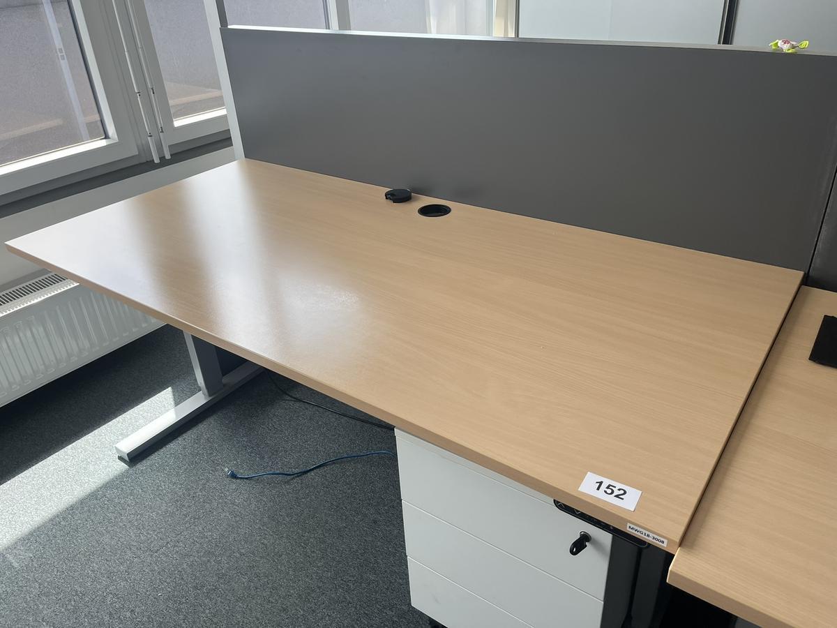 Elektrischer Schreibtisch BENE ca. 170x80 cm?d=2026-05-13 13:46:51