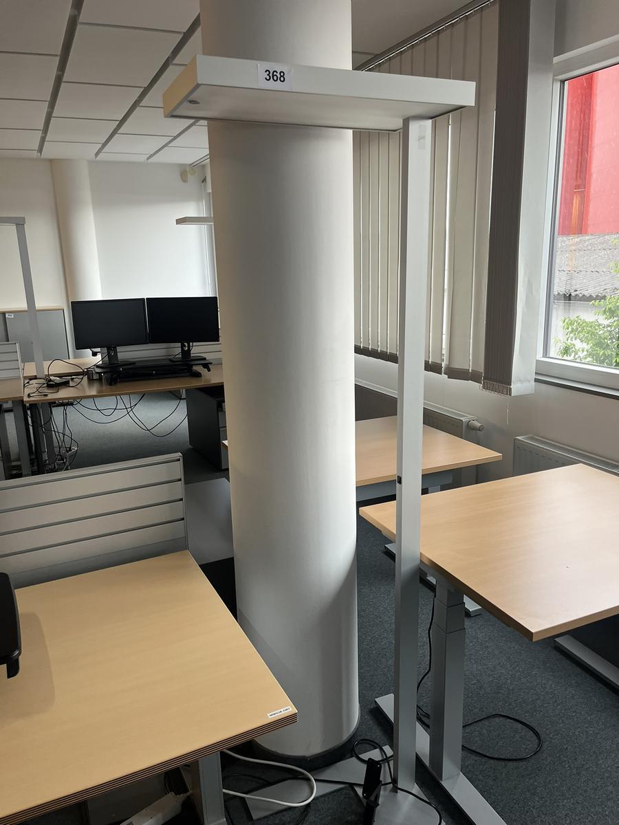 MoltoLuce B&uuml;rostehleuchte ca.60x32x195 cm?d=2026-05-13 13:54:12
