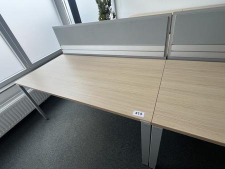Schreibtischmodul BENE 160x80 cm mit R�ckwand