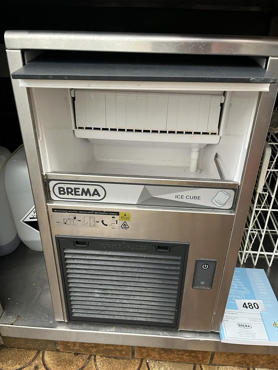 Brema Typ CB 246 A Eisw&uuml;rfler mit Sammelbeh&auml;lter, ca. 40 x 48 x 60 cm, 24 kg pro Tag, Luft- oder Wasserk&uuml;hlung, NP 1.170,00