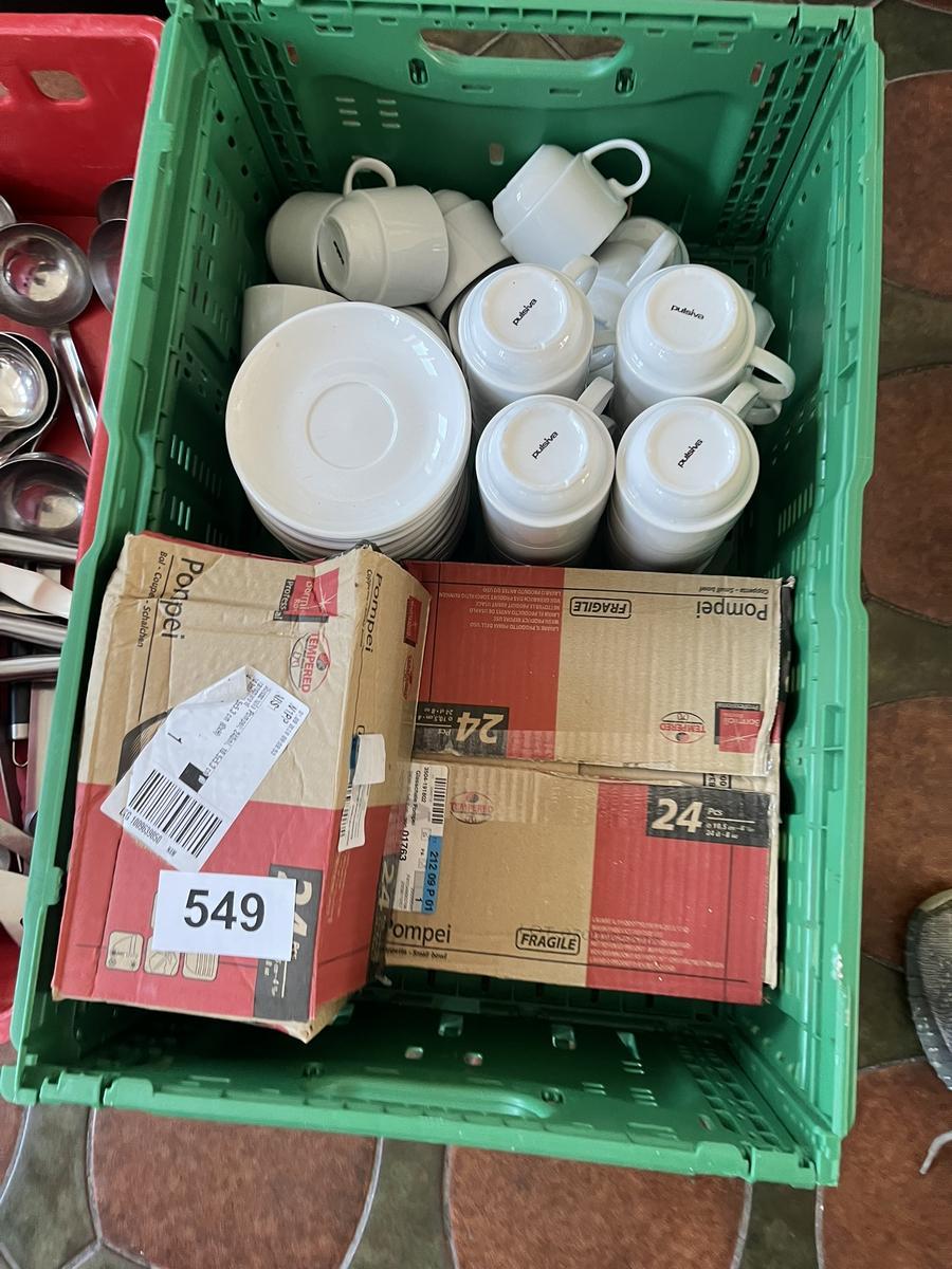 1 Kiste mit Kaffegeschirr Tassen und Untersetzer, ca. 60 Stk.