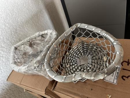 ca. 12 Stk. Geb�ckk�rbe in Herzform neu