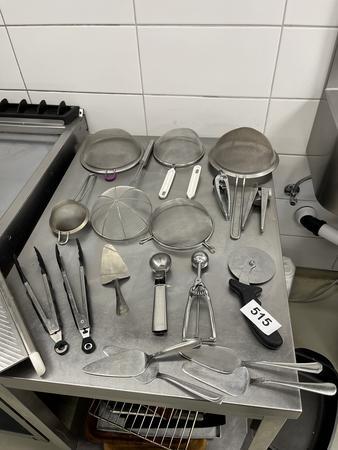 Posten K�chenutensilien