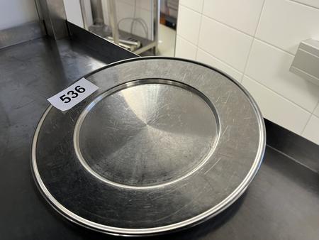 ca. 27 Stk.  Servierteller DM 30 cm Edelstahl