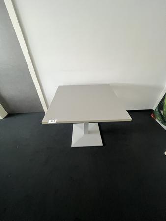 Besprechungstisch 80 x 80 cm Besprechungstisch 80 x 80 cm