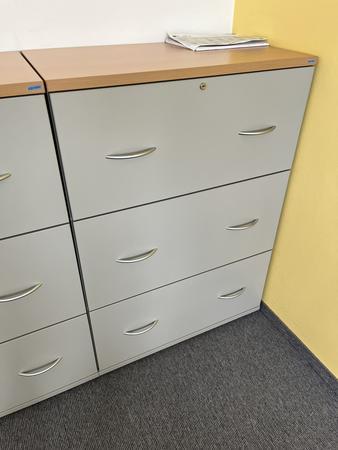 HALI Auszugsladenschrank für Register ca. 80 x 110 cm HALI Auszugsladenschrank für Register ca. 80 x 110 cm