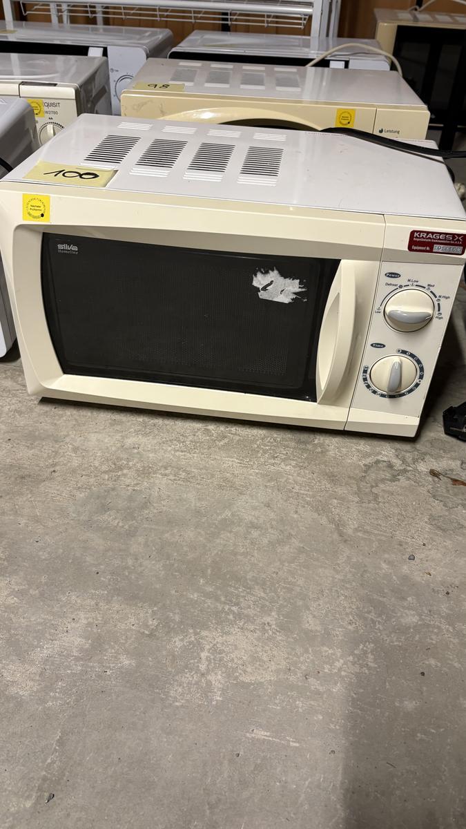 Mikrowelle ca. 45Lx32Bx26Hcm
