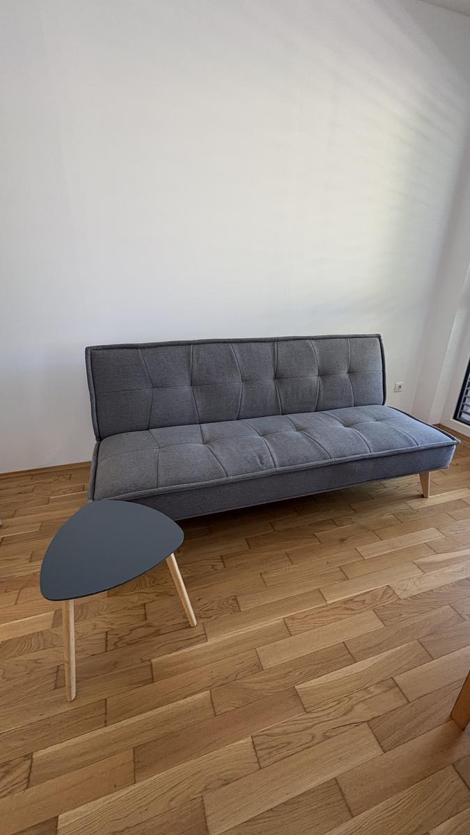 Sofa, ca. 178Lx80Bcm, ausgeklappt 120Bcm Stoffbezug, grau?d=2026-05-28 21:39:49