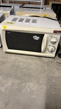 Mikrowelle ca. 45Lx32Bx26Hcm