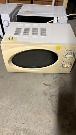 Mikrowelle ca. 45Lx32Bx26Hcm