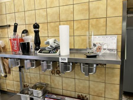 Edelstahl Gew�rzboard f�r Wandmontage mit 5 St�ck GN Beh�ltern  120/30 cm