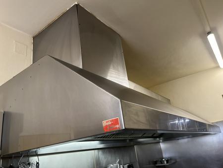 Edelstahl Dunstabzugshaube mit Motoreinheit , Beleuchtung ca. 330/120/90 cm
