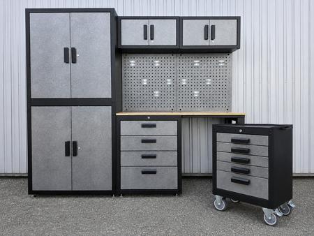 Werkstattschrank 2.3 - schwarz/anthrazit INKLUSIVE Werkzeugwagen best�ckt 2.3 schwarz/anthrazit, Art.-Nr. WSW003 und WWB003