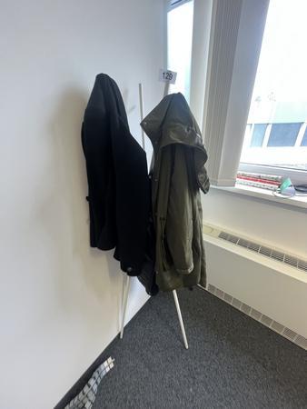 3 Stück Designer Kleiderständer 3 Stück Designer Kleiderständer