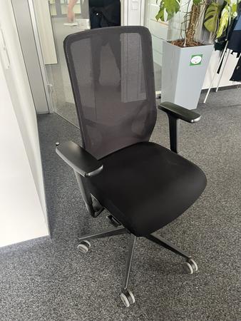 Bürodrehstuhl mit Armlehne Narbutas Bürodrehstuhl mit Armlehne Narbutas