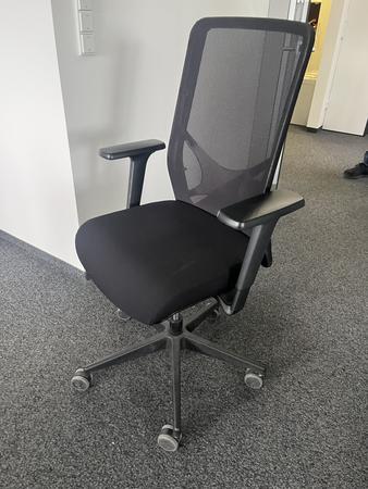 Bürodrehstuhl mit Armlehne Narbutas Bürodrehstuhl mit Armlehne Narbutas