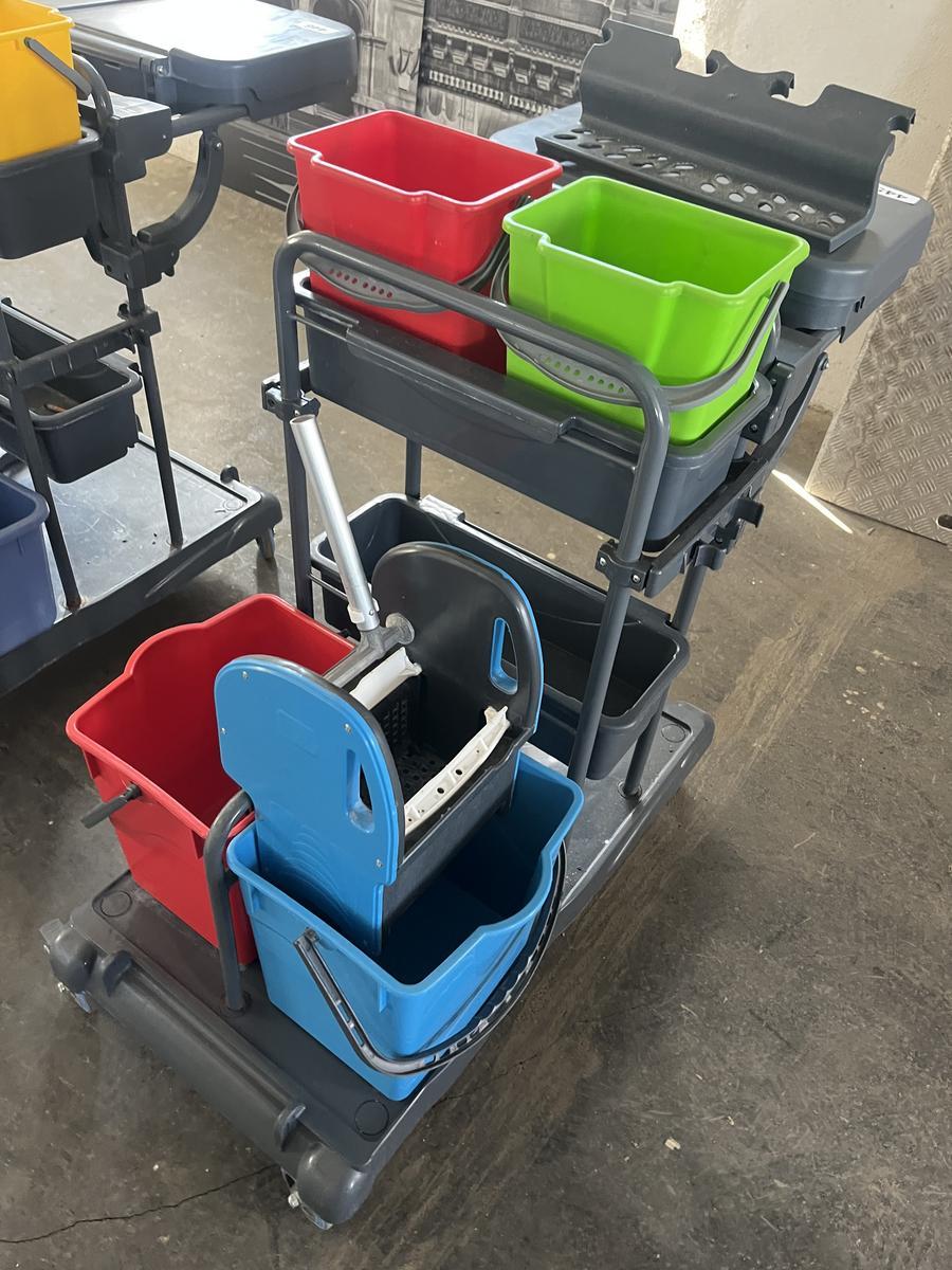 Reinigungswagen mit Abfallbeh&auml;lter, Eimerset und Presse